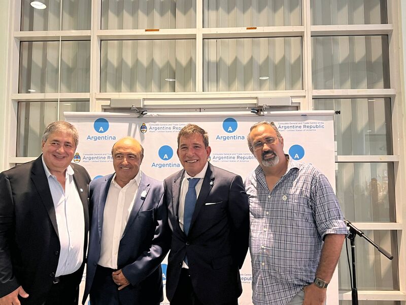 Federico Teran, Leandro Fernández Suarez (Consul), Norberto Spangaro, Carlos Barbeito